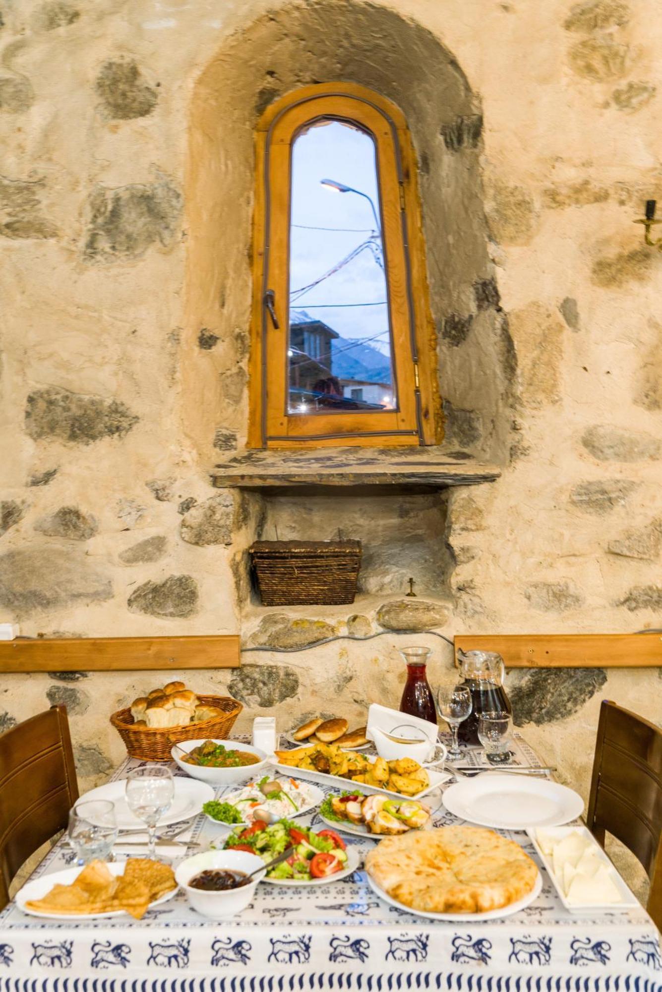 Hotel Old Seti Μέστια Εξωτερικό φωτογραφία